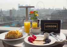 Load image into Gallery viewer, London Guide